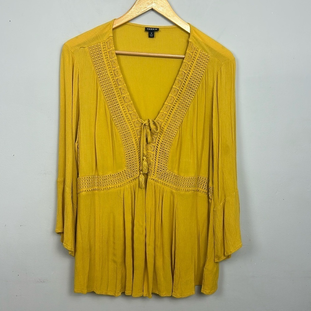 TORRID Babydoll Gauze Crochet Trim Lace-Up Top Sz 2X - Picture 5 of 13